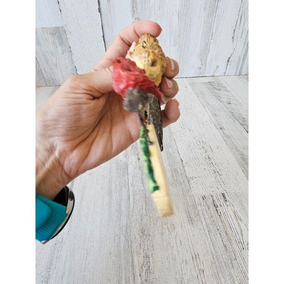 Squirrel cardinal cabin ornament Xmas tree decor - Picture 2 of 5